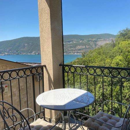 Adria Sea & Mountains Appartement Herceg Novi Buitenkant foto