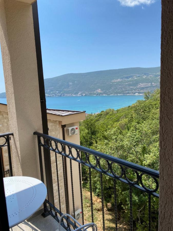 Adria Sea & Mountains Appartement Herceg Novi Buitenkant foto