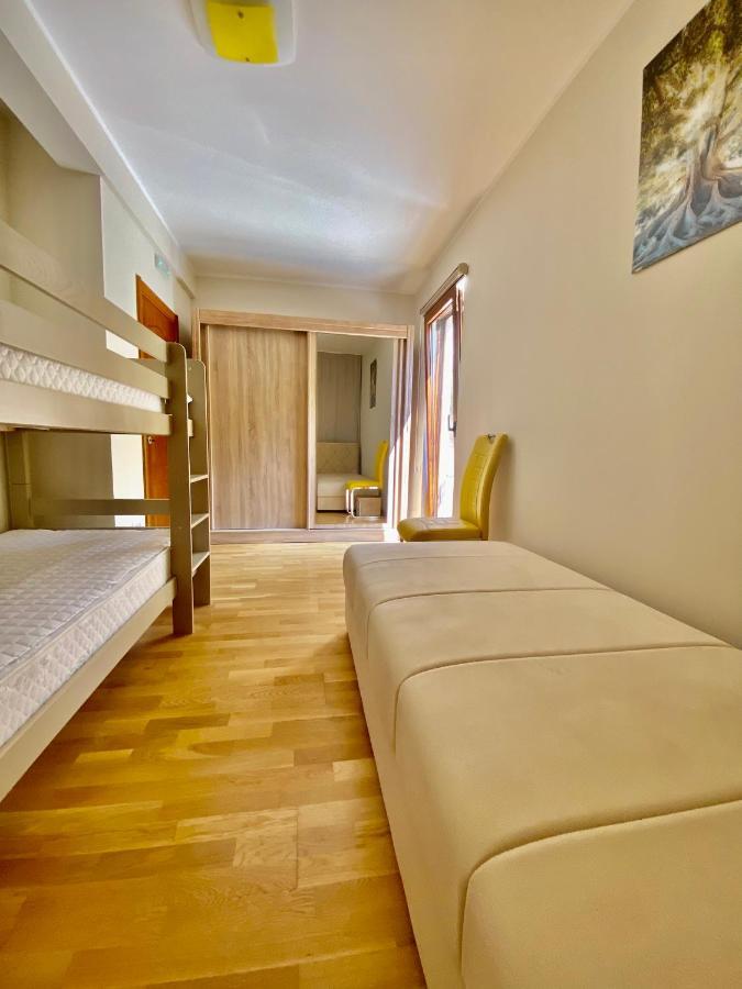 Adria Sea & Mountains Appartement Herceg Novi Buitenkant foto