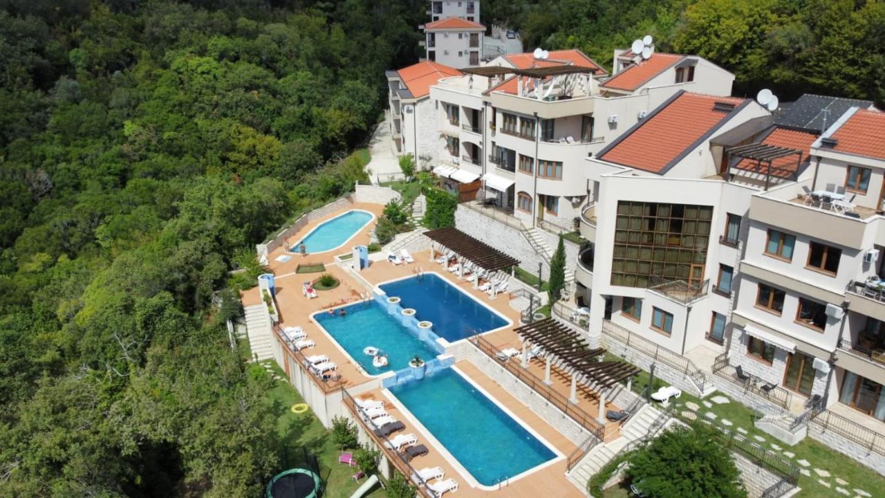 Adria Sea & Mountains Appartement Herceg Novi Buitenkant foto