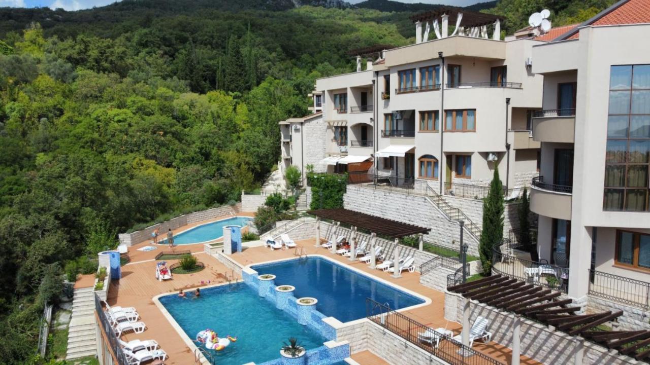 Adria Sea & Mountains Appartement Herceg Novi Buitenkant foto
